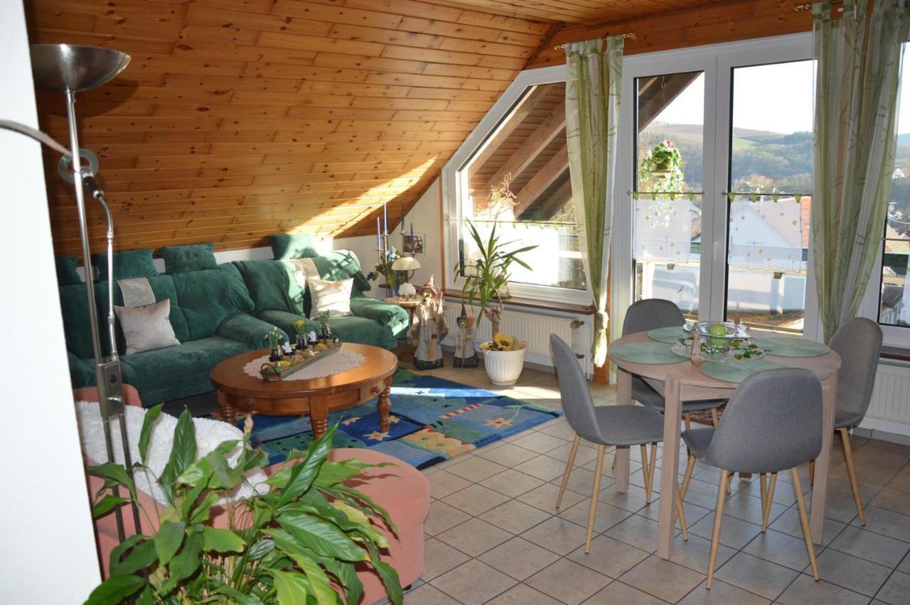 Ferienwohnung Auszeit Waxweiler Luaran gambar